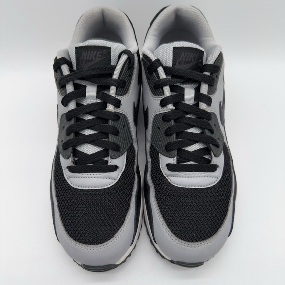 Nike Air Max 90 Black/Wolf Grey 537384-053 Men's Size 11 - Picture 2 of 16